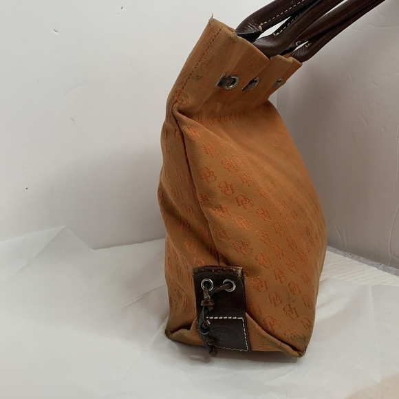 Dooney and Bourke Signature Tote orange - Picture 4 of 9